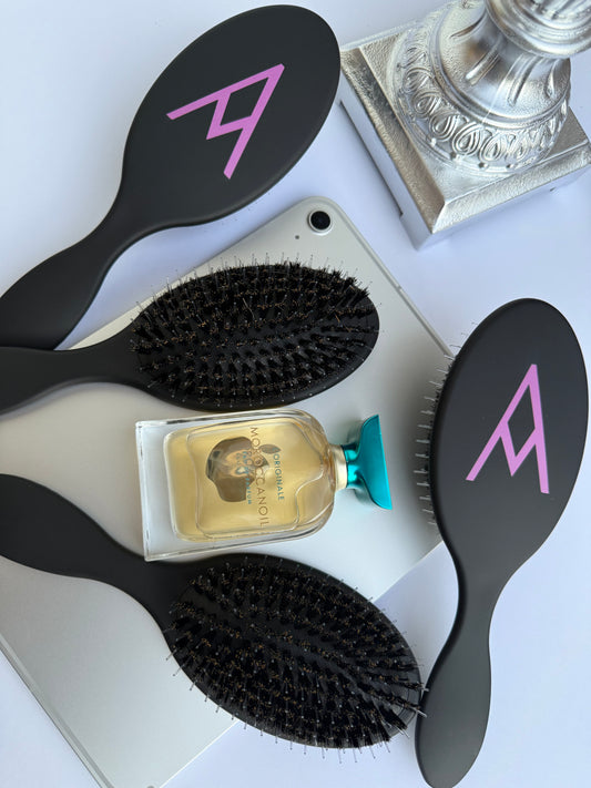 HAIR EXTENSIONS BRUSH